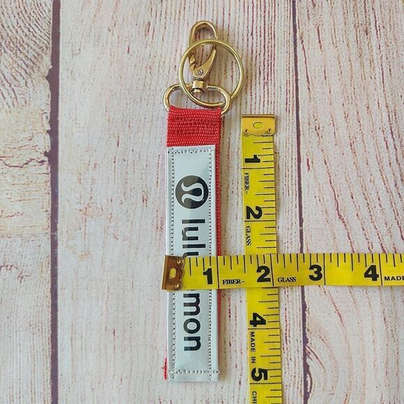 Lululemon handmade crossbody phone holder with keychain - Picture 7 of 9